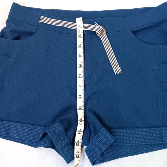 ZYIA Active Outdoor Blue Shorts | EUC | High Rise | Stretch | Belted - Picture 6 of 15